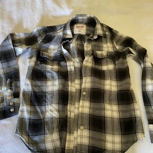 Black and white Mossimo flannel